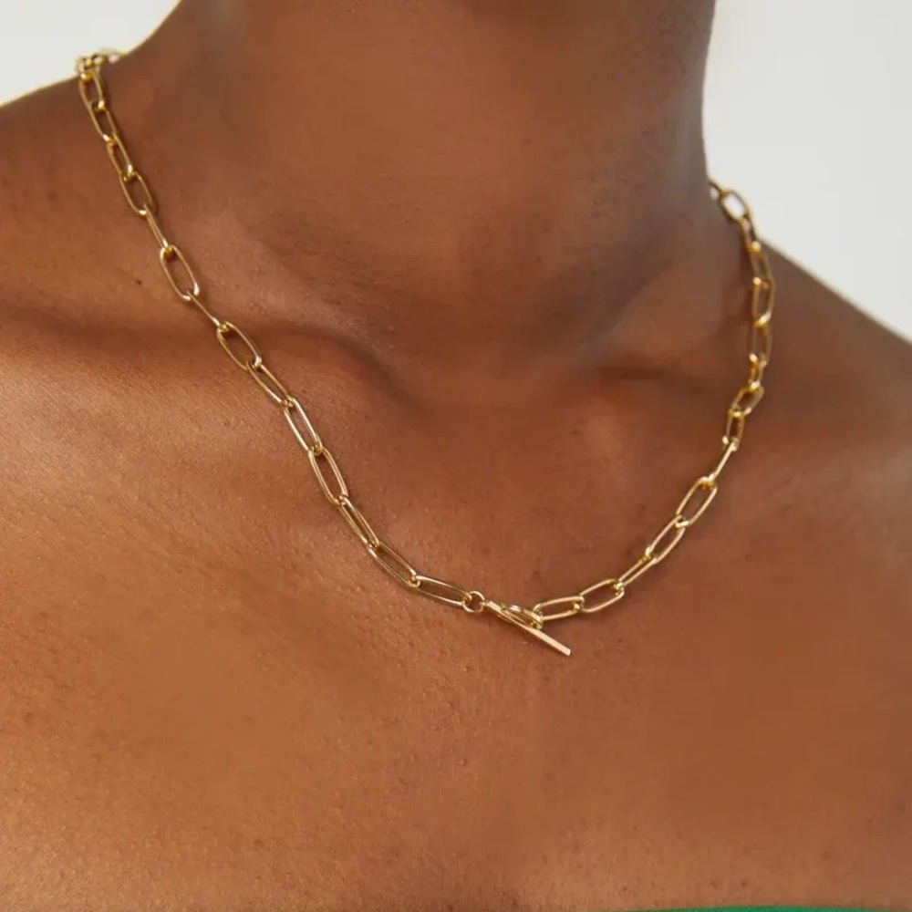 GOLD OAK AND FORT CHAIN NECKLACE